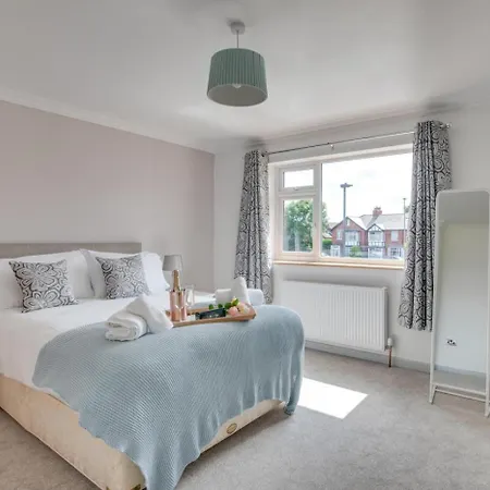 4 Bed In Oc-w466 *