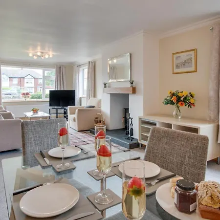 4 Bed In Oc-w466 Дом отдыха